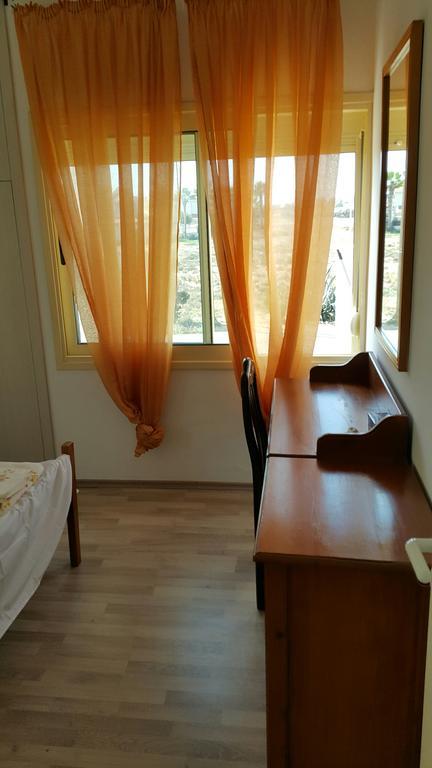 Dalia 5 Apartment Paphos Esterno foto
